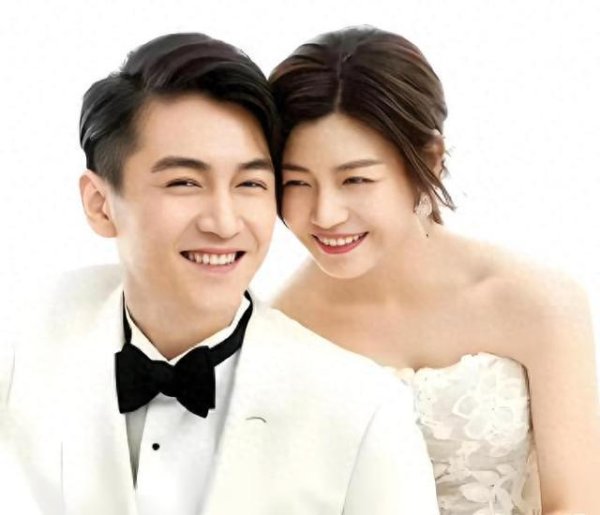 鹰眼策略 陈晓与陈妍希：从 “头纱吻” 到各自安好