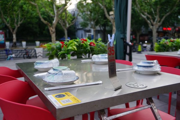 铁牛配资 上海外摆位越来越火了，中心城区外的街道也操起了心